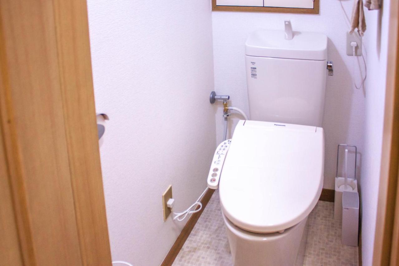 Villa Huge Japanese House - Shibuya 22 Min Direct Train 山手線大塚站走路10分鐘，電車到池袋只要3分鐘，新宿12分鐘，日式獨棟民家風超級大大大房子！